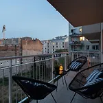 Stylish And Colorful With Balcony In Center Apartmán Budapešť