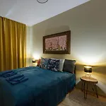 Apartmán Stylish And Colorful With Balcony In Center *